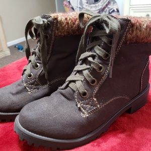 Adorable boots